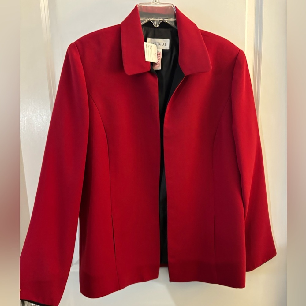 Studio I Classic Red Women's Jacket/ Blazer sz 14